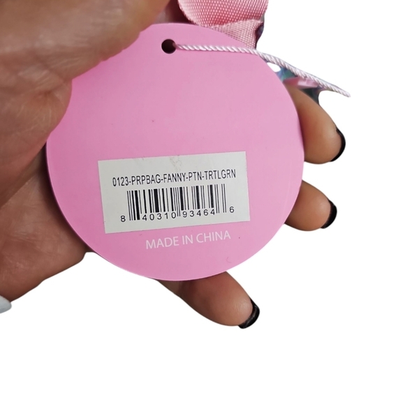 Simply Southern Green Turtle 3 Piece Bundle:Fanny Pack, Leash & Collar! - Picture 7 of 12